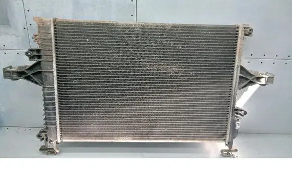 Coolant radiator