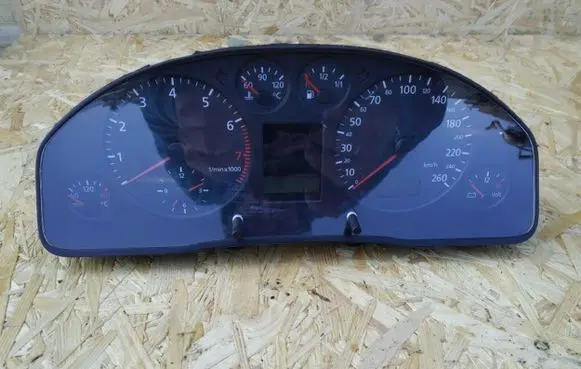 Peugeot 206+ Speedometer (instrument cluster) 8D0919881J
