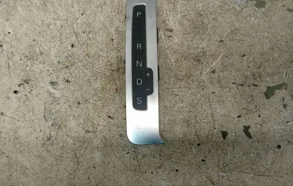 Audi A6 S6 C6 4F Gear shift selector indicator 4F1713463B 14022006211415 40046047150407