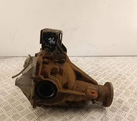 Mitsubishi Pajero Rear differential FH3692