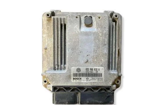 Volkswagen Touran I Engine control unit/module 03G906016A