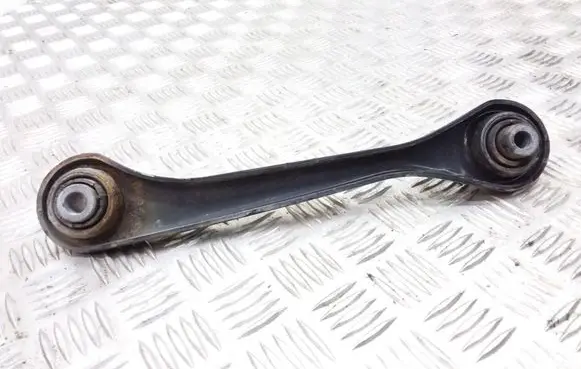 Rear control arm