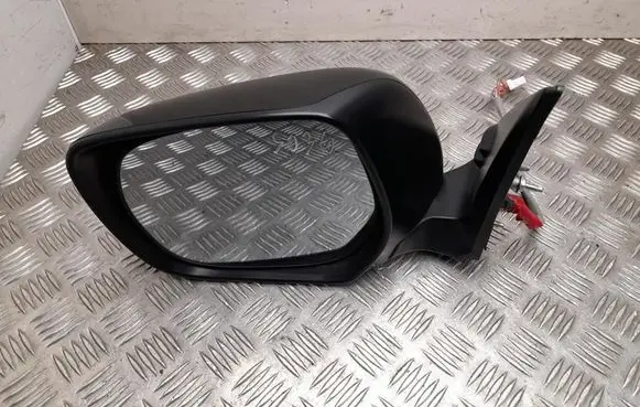 Front door electric wing mirror