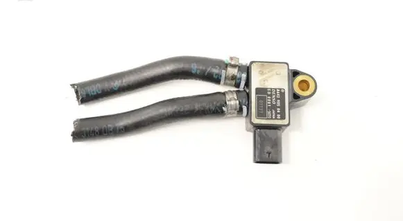 Volkswagen PASSAT B8 Exhaust gas pressure sensor A6429050400