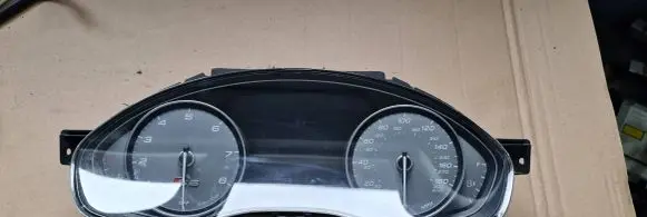 Audi A6 C7 Speedometer (instrument cluster) 4G0920982S 0265225144