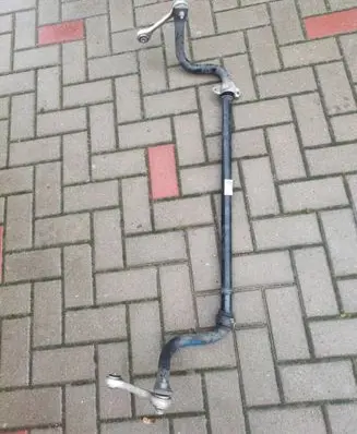Porsche Macan (95B) Front anti-roll bar/sway bar 95B411309L RCS62953 210033886