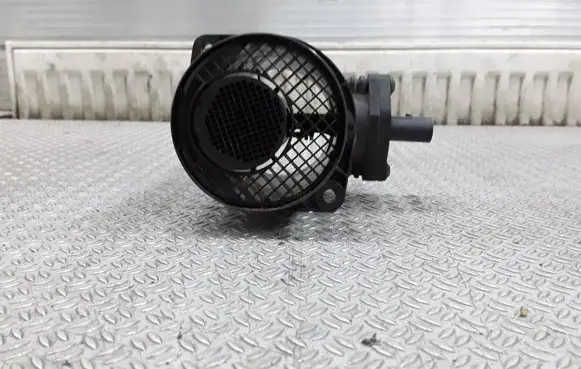 Audi A4 S4 B7 8E 8H Mass air flow meter 074906461B