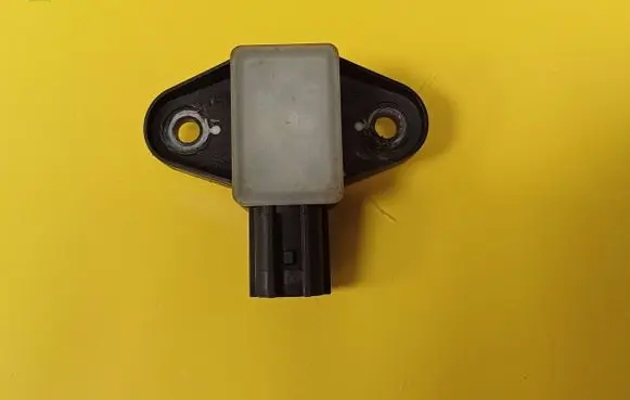 Volkswagen Tiguan Air pressure sensor 10080303