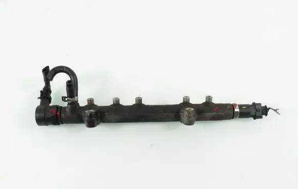 Toyota Yaris Fuel main line pipe 0281002507 2381033010 0445214032