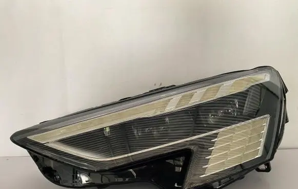 Audi A3 8Y Headlight/headlamp 8Y0941035
