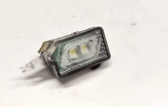 Audi Q5 SQ5 Front door handle light (exterior) 8W0947134