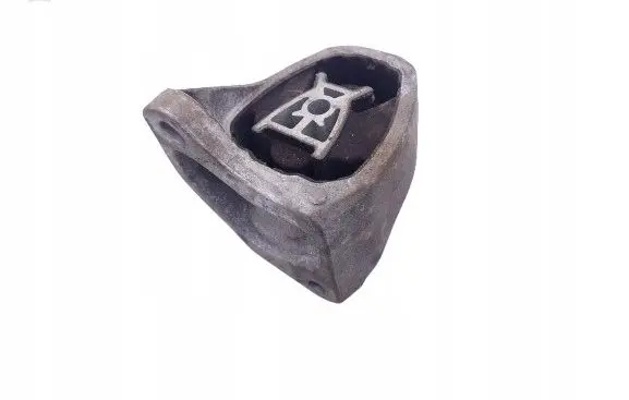 Volvo XC60 Engine mount bracket