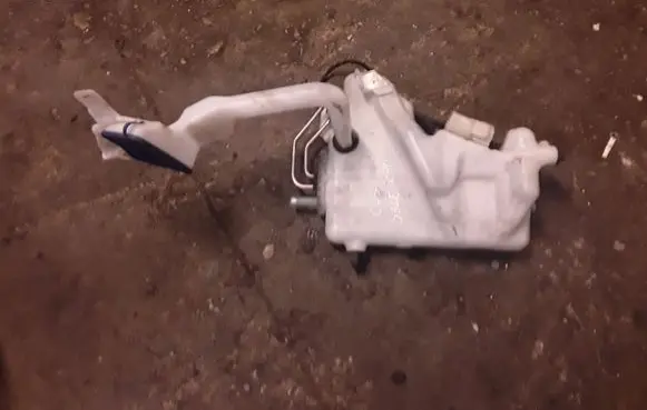 Mercedes-Benz CLS C219 Windshield washer fluid reservoir/tank 2118600460