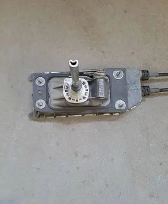 Volkswagen Polo V 6R Gear shifter/selector 6Q0711049CG 0691332103CZ
