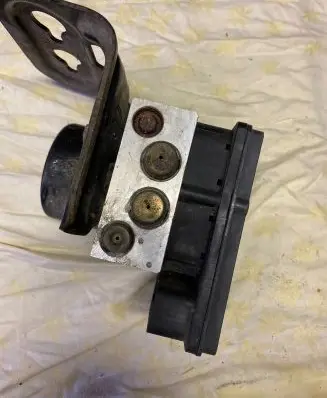 Chrysler Pacifica ABS Pump P04877105AB 25020410383 25020410374