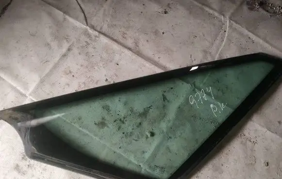 Renault Espace III Front triangle window/glass AS2