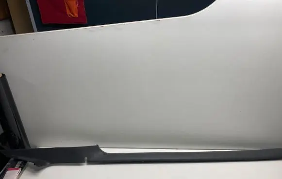 Volkswagen Golf V Front sill trim cover 1K3853371