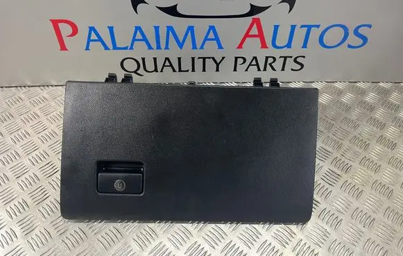 Toyota RAV 4 (XA50) Glove box 5555042210