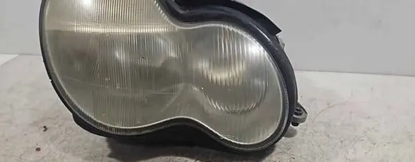 Mercedes-Benz C W203 Headlight/headlamp A2038200261 0301166202
