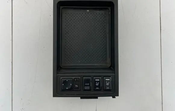 Nissan Murano Z50 Seat heating switch 96924CA000