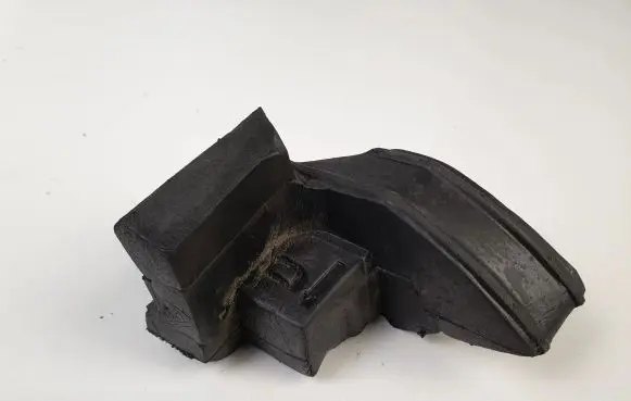 Renault Scenic III - Grand scenic III Other engine bay part 762E08875R