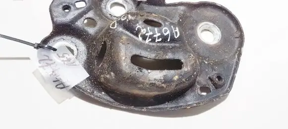 Volvo S80 Bracket in trunk/boot 