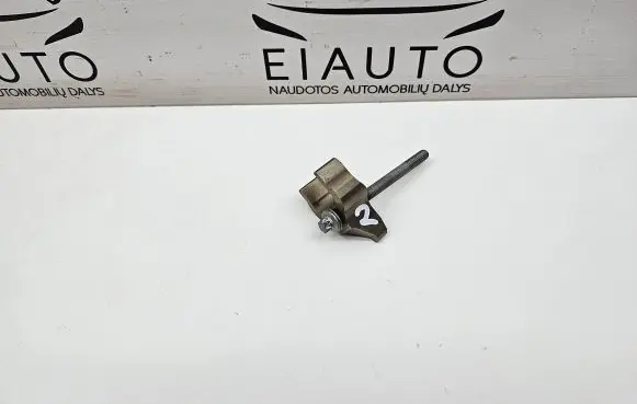 BMW 5 F10 F11 Fuel Injector clamp holder