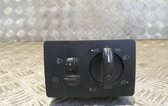 Ford Focus C-MAX Other switches/knobs/shifts 4M5T13A044A