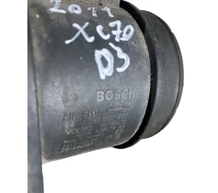 Volvo XC70 Mass air flow meter 30785472