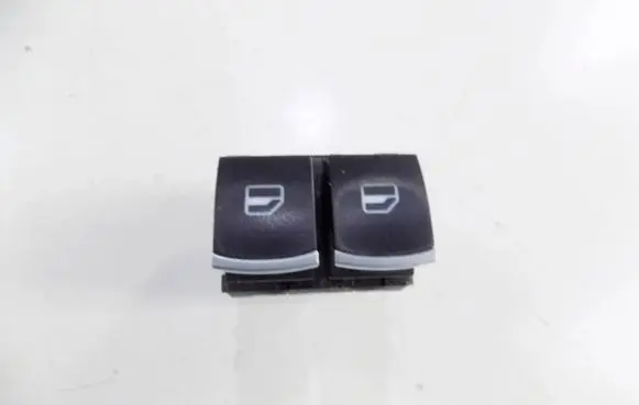 Volkswagen Golf VI Electric window control switch