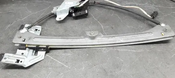 Chrysler PT Cruiser Front window lifting mechanism without motor 04724557AD