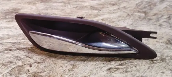 Cadillac SRX Rear door interior handle 13504333