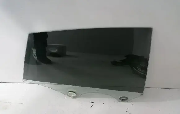 BMW 4 F36 Gran coupe Rear door window glass 7309730