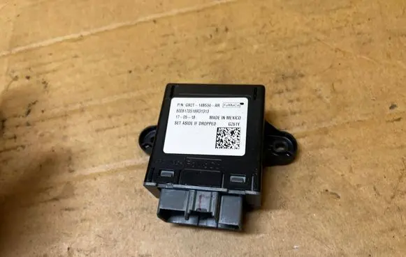Ford Fusion II Door control unit/module GR2T14B534AR