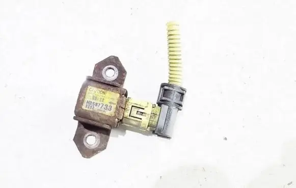 Mitsubishi Outlander Airbag deployment crash/impact sensor mr587733