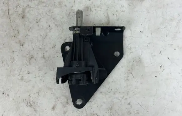 BMW X5 E70 Tailgate lock latch 7162149