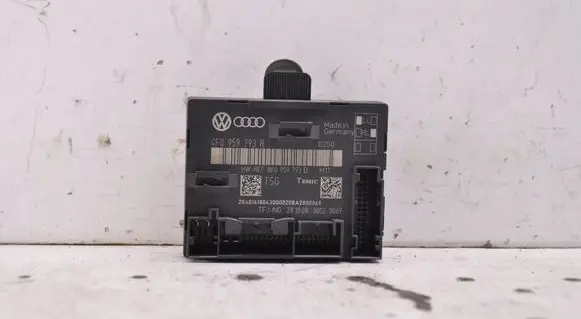 Audi A6 S6 C6 4F Door control unit/module 4F0959793R