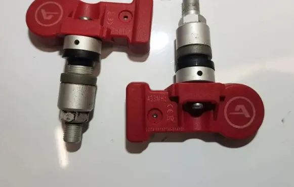 Volkswagen PASSAT B8 Tire pressure sensor 