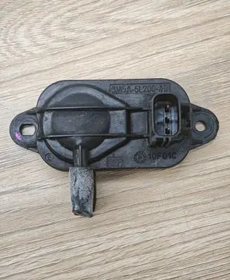 Volvo XC90 Exhaust gas pressure sensor 3M5A5L200AB