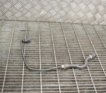 BMW 5 F10 F11 Engine coolant pipe/hose 7575435