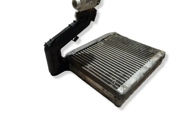 Volvo V70 Air conditioning (A/C) radiator (interior) L5174004