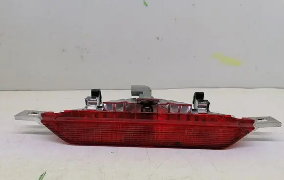 Toyota Corolla E120 E130 Third/center stoplight 52023