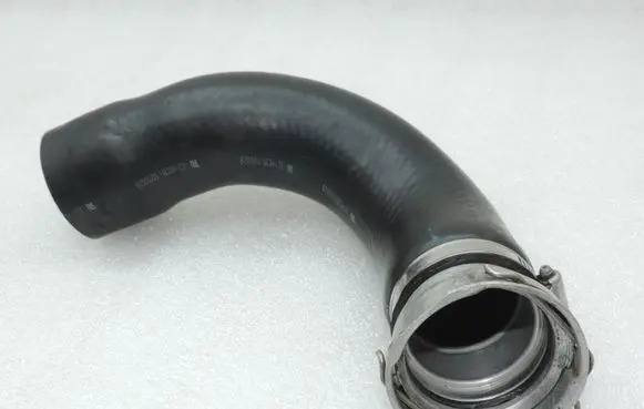 Toyota Avensis T250 Intercooler hose/pipe 1734326023