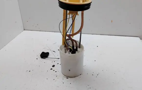 Volkswagen Amarok In-tank fuel pump A2C83932900 2H0919050D
