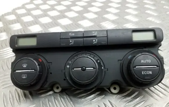 Volkswagen PASSAT B6 Climate control unit