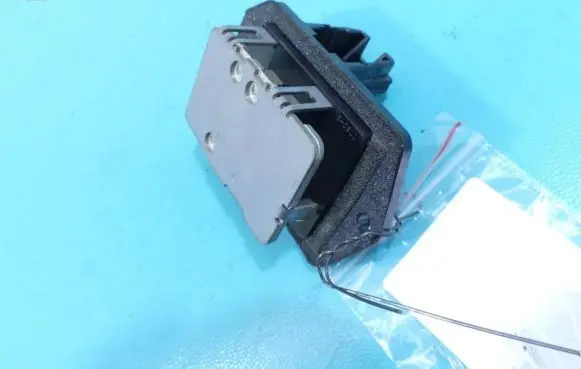 Toyota Sienna XL30 III Heater blower motor/fan resistor IMPRK1257116