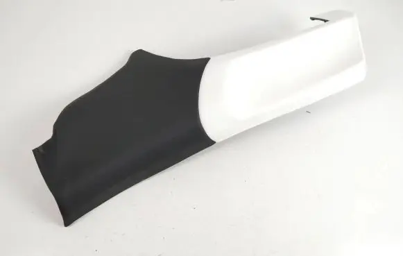 Tesla Model S (C) pillar trim 160651382D DR022295000004