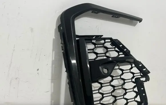 BMW X7 G07 Front bumper lower grill 8092884 8074262 8745740