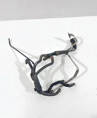 Volkswagen Golf VII Coolant pipe/hose 04E122157M
