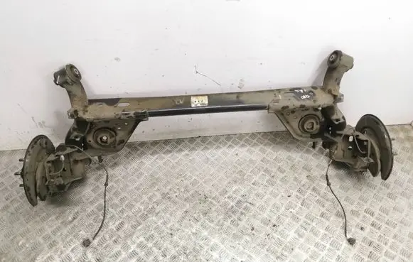 Nissan Leaf II (ZE1) Rear axle beam 227110402